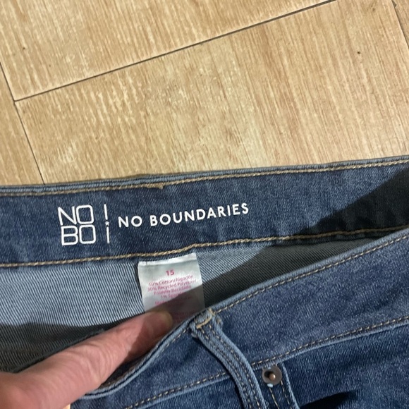 No boundaries bootcut jeans size 15 - Picture 3 of 5